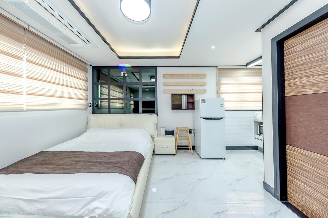 Jeju Skyhill Pension Seogwipo Zewnętrze zdjęcie