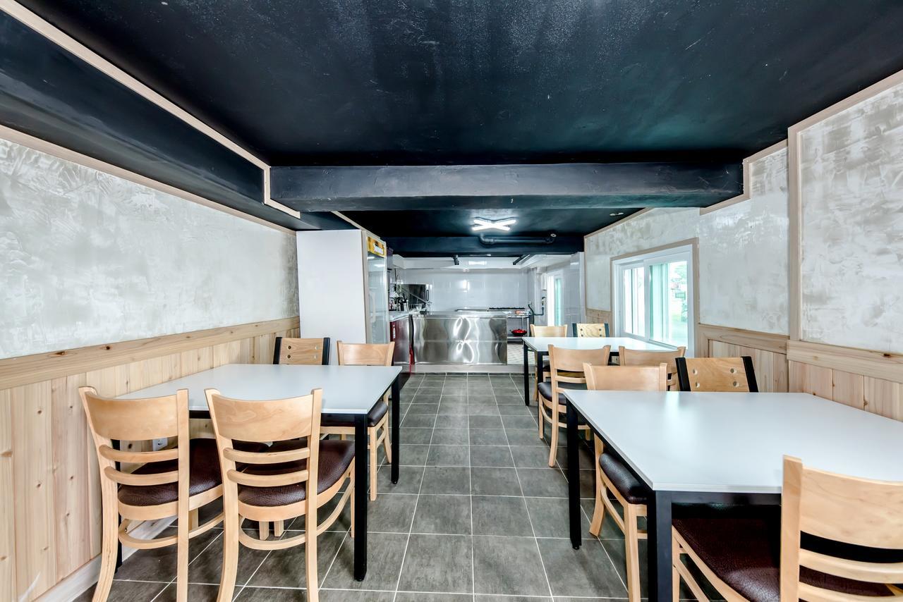 Jeju Skyhill Pension Seogwipo Zewnętrze zdjęcie