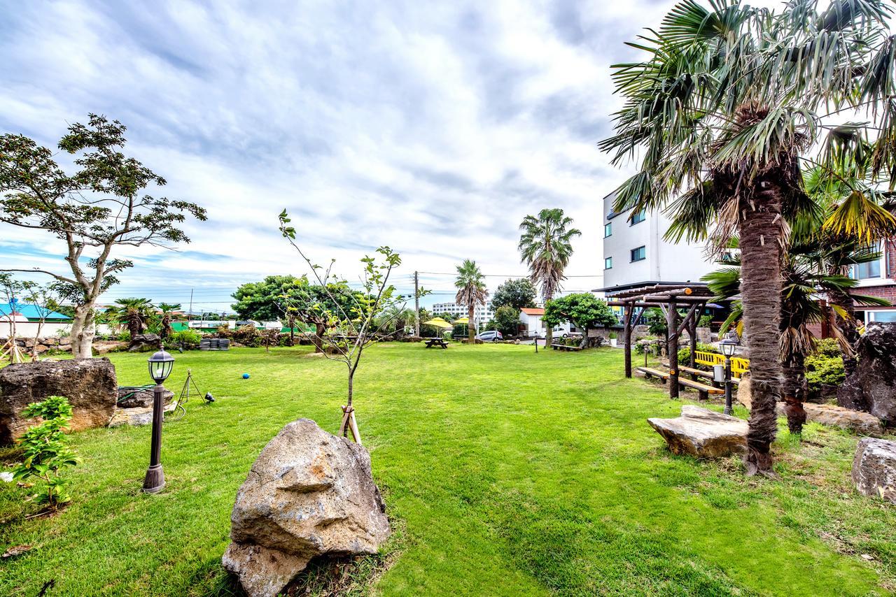 Jeju Skyhill Pension Seogwipo Zewnętrze zdjęcie